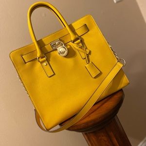 Michael Kors Tote